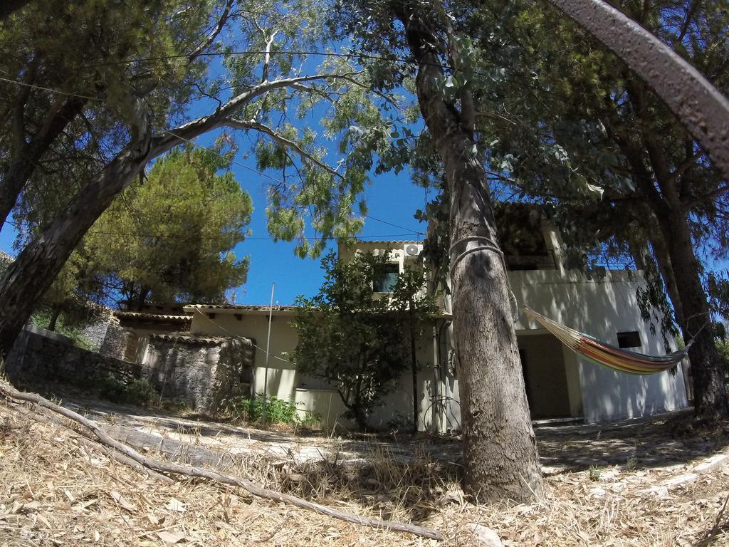Olive Villas Anapaftíria Exteriör bild